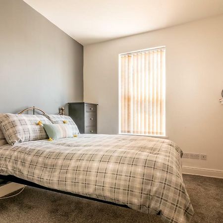 Platform Avenues Apartment 2 With Free Street Parking Kingston upon Hull Luaran gambar